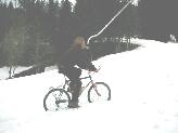 Howto ride a draglift ? Position 3 : Luckily the testsriver left his false teeth at home.