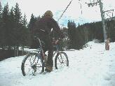 How to ride a draglift ? Position 4 : Just sitting on the saddle or on the button (what hurts most) ?